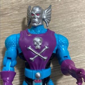 1995 Toy Biz Marvel Dreadknight Iron Man Action Figure with Cape Accessory